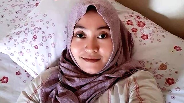 arab invite my hijab wife to have sex with pleasure asian pornstar